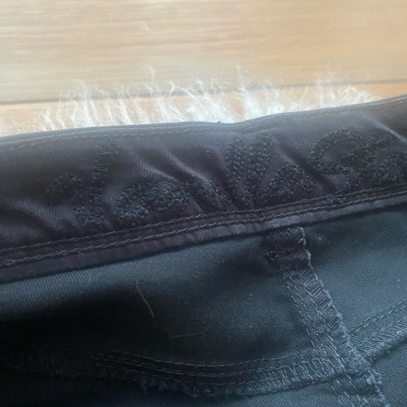 9/10 condition women’s jean multi zip moto pants in petite Size 5!!! - Picture 3 of 7